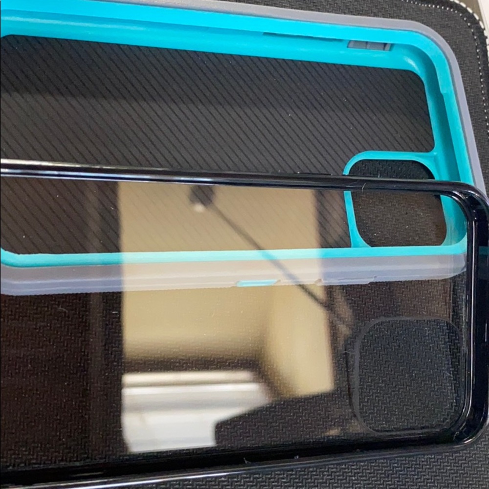 Iphone hard case bundle! - Picture 2 of 3